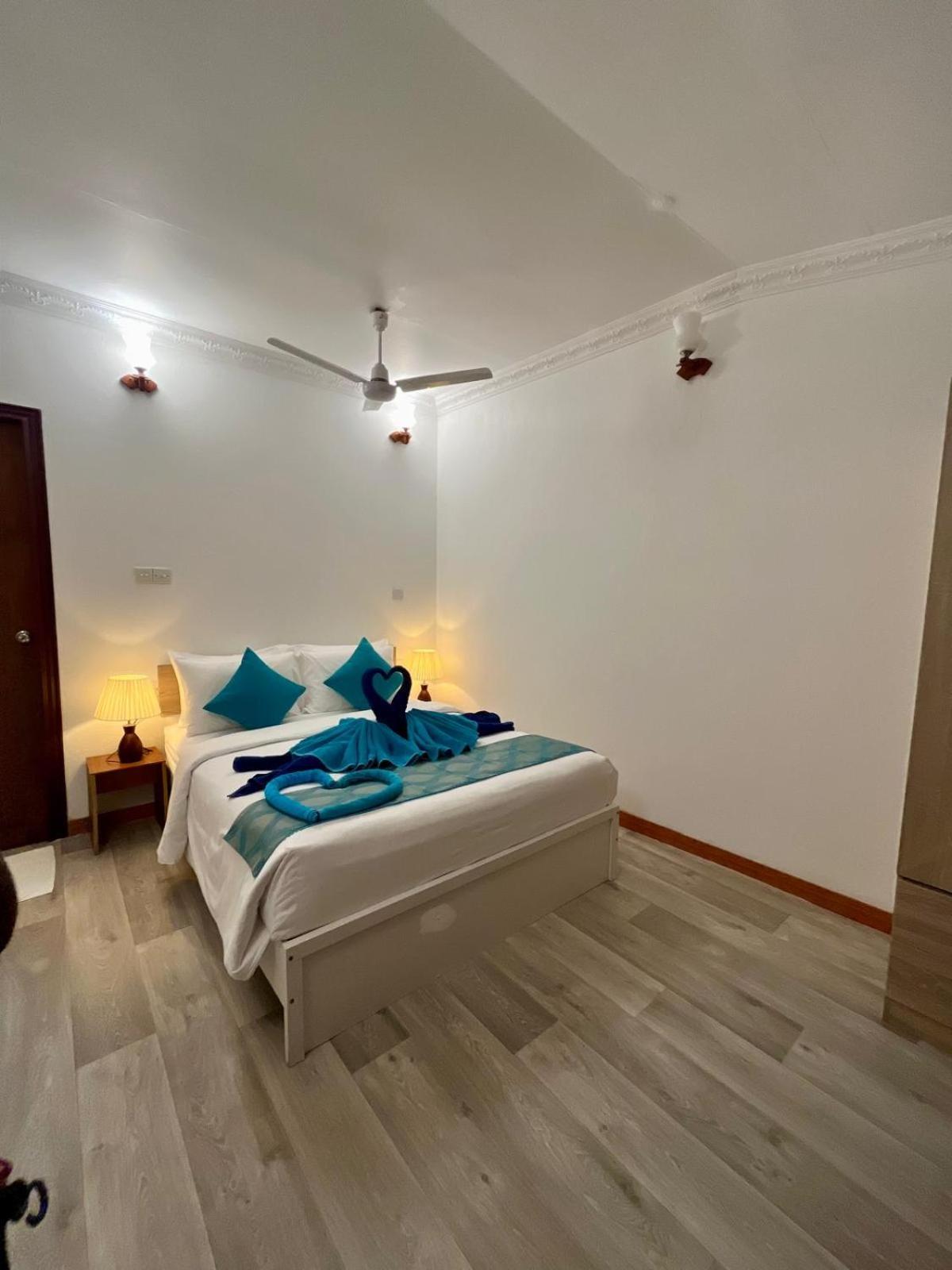 Ithaa Dhigurah - Feel Like Home Stay Экстерьер фото
