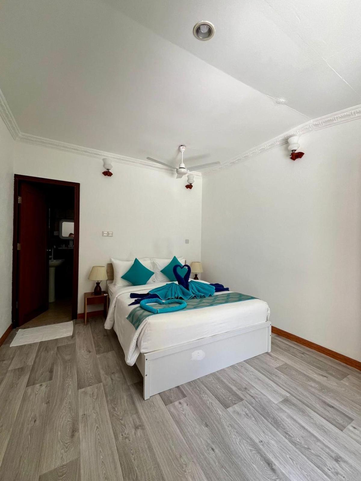 Ithaa Dhigurah - Feel Like Home Stay Экстерьер фото