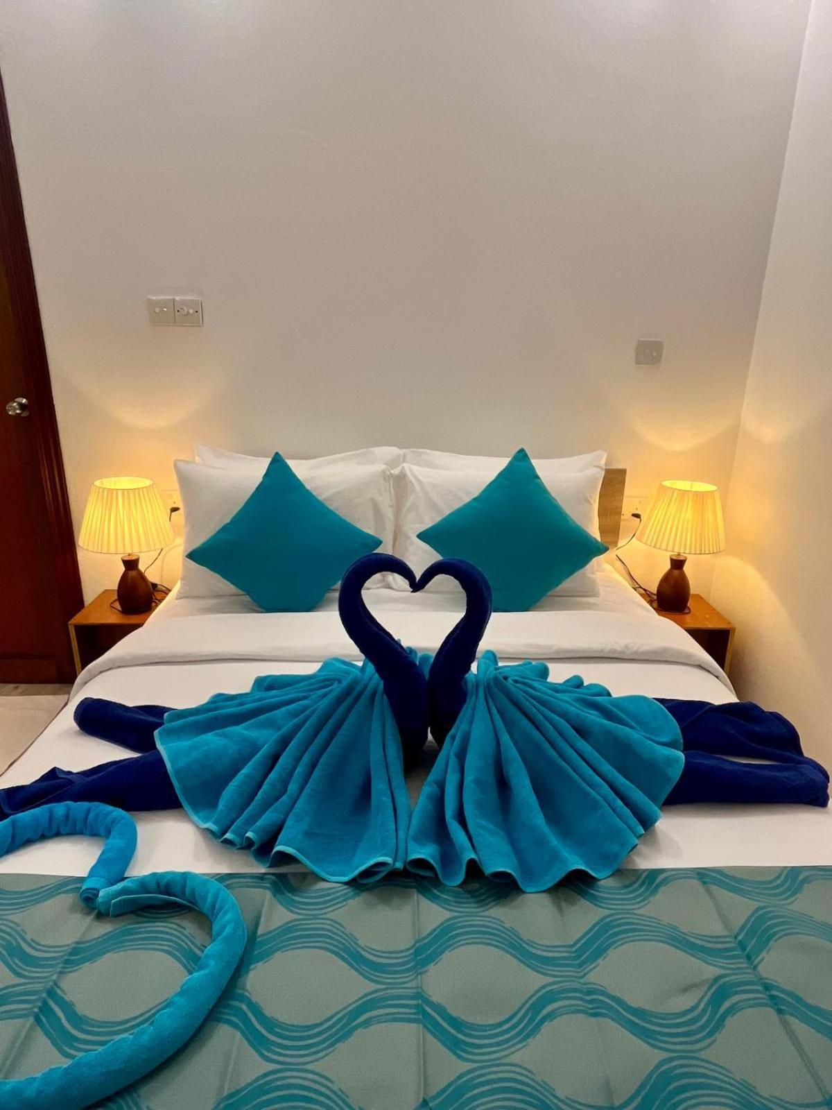 Ithaa Dhigurah - Feel Like Home Stay Экстерьер фото